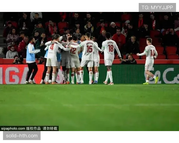 西甲新星闪耀赛场，青春力量助推球队冲击冠军